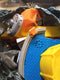 Rubble & Crew - Blafwerf Hijskraan-speelset - Rubble-figuurtje en 340 g Kinetic Build-It speelzand