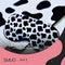SMUG Slaapmasker met Roze Oordopjes en Opbergzakje - 100% Verduisterend - Verstelbaar Oogmasker in Satijn - Cow Print