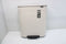 Brabantia Bo Prullenbak - 60 liter - XXL Pedaalemmer - Soft Beige