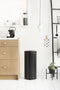 Brabantia NewIcon Prullenbak - 30 liter - Pedaalemmer met kunststof binnenemmer - Matt Black