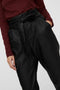 VERO MODA VMEVA MR LOOSE PAPERBAG COATED P GA NOOS Dames Broek - Maat M X L32 - High Waist - Strikdetail