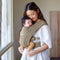 Ergobaby Embrace Draagzak - Pasgeboren babydrager - 2 draagposities - Soft Olive