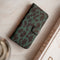 iMoshion Hoesje Geschikt voor Samsung Galaxy S21 FE Hoesje Met Pasjeshouder - iMoshion Design Softcase Bookcase - Zwart / Meerkleurig / Groen / Green Leopard