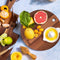 Bowls and Dishes - Serveerplank - Rond met gat Ø 24 x 2 cm - Walnoot hout