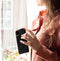 Selencia Hoesje Geschikt voor iPhone 12 Pro / 12 Hoesje - Selencia Gaia Slang Backcover - Zwart