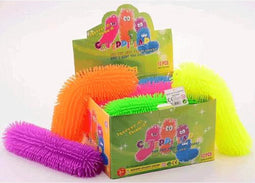 12 pluizige worm 33 cm in display 24298