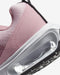 Nike Air Max INTRLK Lite Kinderschoen - Maat 35,5 - Roze/Wit