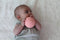 Lanco - Sensory bijtspeeltje bal - Stimuleert 5 zintuigen - Roze