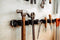 Toolflex Bezemhouder - Tuingereedschap Ophangsysteem - Aluminium rail 94 cm - 5 houders - Zwart