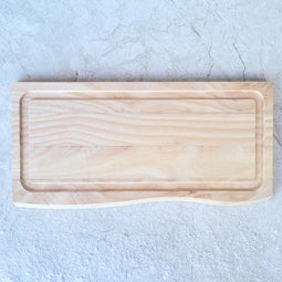 HOCHO Snijplank Fala – Essenhout Raw – 450x250x23 mm – Met Voetjes – Golvende Vorm