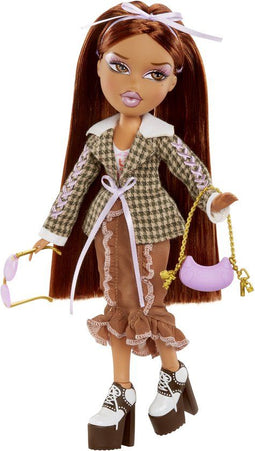 Bratz - Stylin' modepop Yasmin - Aanpasbaar T-shirt XL - Inclusief accessoires