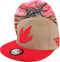 Capiche® Snapback Pet Heren – Dimorphodon – Beige & Rood – Verstelbaar met Druksluiting – Sportcap – Baseball Cap – Mannen Cap – Dino Pet