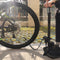 Matzwarte Aluminium Fietspomp - Vloerpomp - Drukmeter 11Bar - Multifunctioneel Mondstuk - Extra Ventielen Presta Schrader