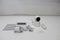 Alecto DVM2043 - Babyfoon met Camera - 4,3 inch Scherm - Nachtlampje - Wit