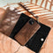 Selencia Hoesje Geschikt voor Samsung Galaxy S21 Plus Hoesje Met Pasjeshouder - Selencia Eny Uitneembare Vegan Lederen Clutch - Bruin