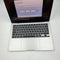 Apple MacBook Air (2025) - 13