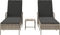 vidaXL - Ligbedden - 2 - stuks - met - Kussens - en - Tafel - Lichtgrijs - Poly - Rattan