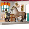 Schleich HORSE CLUB Zadelkamer - Beweegbaar Figuurtje - Afneembaar Zadel & Hoofdstel - Paarden Speelgoed