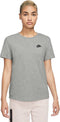Nike Sportswear Club Essentials T-shirt Vrouwen - Maat M