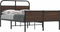 vidaXL - Bedframe - zonder - matras - bewerkt - hout - bruin - eikenkleur - 140x200 - cm