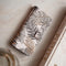 iMoshion Hoesje Geschikt voor Samsung Galaxy A41 Hoesje Met Pasjeshouder - iMoshion Design Softcase Bookcase - Wit / Zwart / Goud / Glamour Botanic