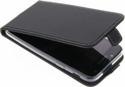 Accezz Samsung Galaxy J5 (2017) - Flipcase - Met pasjeshouder - Zwart