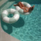 SunnyLife - Tube - The Vacay - Zwembadring - Zacht olijfgroen gestreept