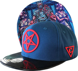Capiche® Snapback Pet Heren – Cursed Doctor – Blauw & Rood Pentagram & Zwart Metallic – Verstelbaar met Druksluiting – Sportcap – Baseball Cap – Mannen Cap – Vervloekte Dokter Pet