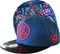 Capiche® Snapback Pet Heren – Cursed Doctor – Blauw & Rood Pentagram & Zwart Metallic – Verstelbaar met Druksluiting – Sportcap – Baseball Cap – Mannen Cap – Vervloekte Dokter Pet