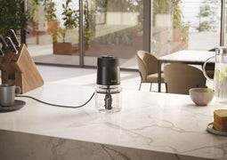 Haier HCH5B1 011 elektrische hakmolen - Double Power Blades - Turbofunctie - kan in de vaatwasser - 0,5 l - 550 W - Zwart - 10 jaar garantie op onderdelen