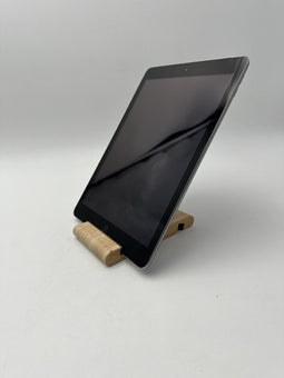 Apple iPad 5e Generatie (A1822) - Tablet - 9,7-inch Retina - Spacegrijs