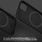 Accezz Liquid Silicone Backcover - MagSafe - Schokabsorberend - Zwart (iPhone 15 Pro)