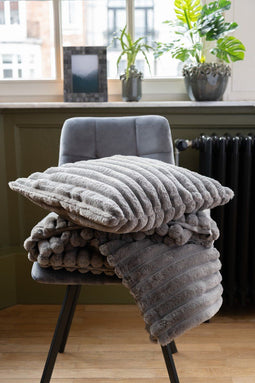 J-Line Plaid corduroy - polyester - donkergrijs - 180 x 130 cm - woonaccessoires