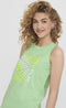 Only Play Mindy Life SL Top - Mouwloos - Logoprint - Groen - Maat XL