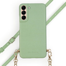 Selencia Hoesje Geschikt voor Samsung Galaxy S22 Plus Hoesje Met Koord - Selencia Aina Slang Hoesje met koord - Groen