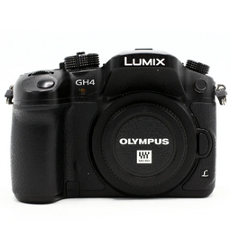 Panasonic GH4 camera body
