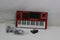 Akai Professional MPC Key 37 - Standalone Productie Synthesizer - Wi-Fi Bluetooth Touchscreen - Rood wit