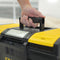 STANLEY 1-79-217 - Gereedschapskoffer 19” - Automatische vergrendeling - Geel Zwart