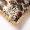 Dutch Decor YASMIN - Sierkussen velvet 45x45 cm Semolina - beige - franjes - Inclusief binnenkussen