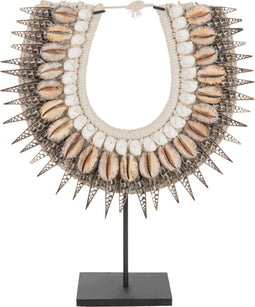 J-Line decoratie Ketting Op Staander Noa - steen/schelpen - bruin