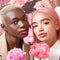 L'Oréal Paris Glow Paradise Balm-In-Lipstick - Verzorgende Lippenstift met Glanzende Finish met Granaatappelextract en Squalaan - 906 Blush Fantasy - Roze - 3.8gr