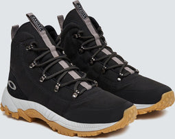 Oakley-confront-jet-black maat EU 40 US 7