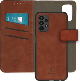 iMoshion Hoesje Geschikt voor Samsung Galaxy A13 (4G) Hoesje Met Pasjeshouder - iMoshion Uitneembare 2-in-1 Luxe Bookcase - Bruin