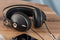 Meze Audio 99 NEO - Over-Ear hoofdtelefoon - Afneembare kabel - Zwart