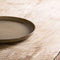 Dutch Rose Serenity Borden - Ø 21cm - Stoneware Handgemaakt - Camel