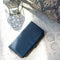 Selencia iPhone 13 Pro - Echt Lederen Bookcase - 3 Pashouders - Blauw