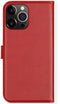Selencia iPhone 13 Pro - Echt Lederen Bookcase - Ruimte voor 3 pasjes - Rood