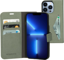 Mobiparts iPhone 13 Pro - Classic Wallet Case - Ruimte voor pasjes - Groen