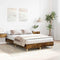 vidaXL - Bedframe - zonder - matras - 140x190 - cm - spaanplaat - gerookt - eiken