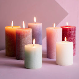 Bolsius Stompkaars Vibrant Violet Ø100 mm - Hoogte 10 cm - Violet - 62 Branduren